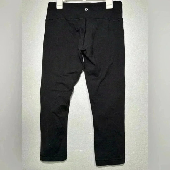 Lululemon High Rise Align Crop Pocket Sz 6 Leggings Black - Picture 5 of 7